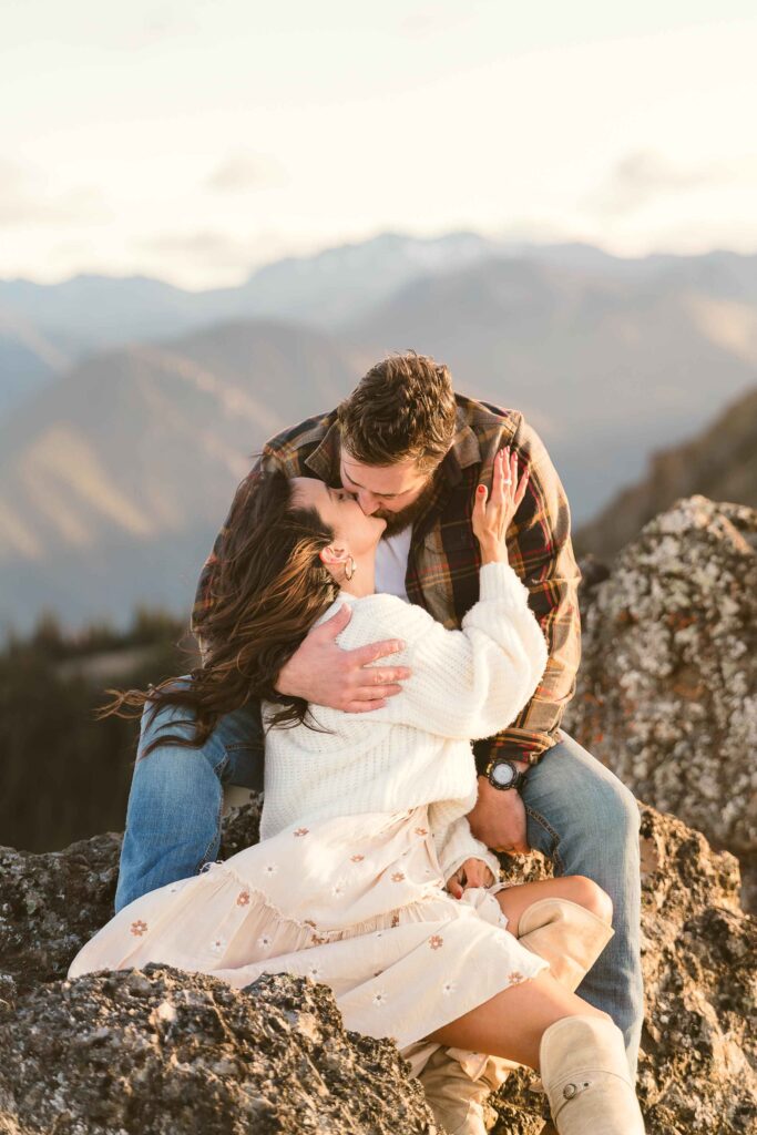 Sunset engagement session in the mountains of Olympic National Park near Hurricane Ridge